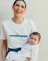 tričko na kojení se zipem a nápisem wondermum