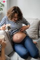 Tmavěmodré těhotenské tregínsy s nízkým pasem Milk&Love