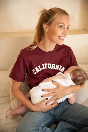 Kojící triko se zipy California Burgundy