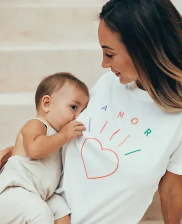 Kojící tričko Amor