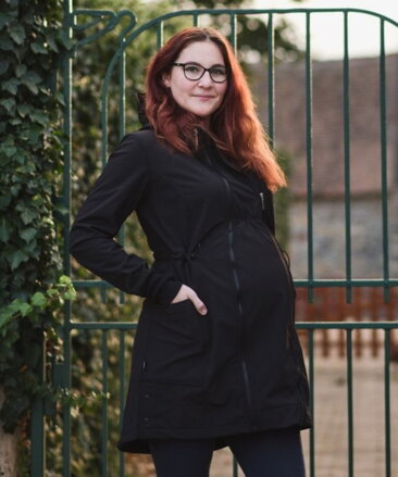 Softshellová nosící bunda Andrea s těhotenskou vsadkou, černá