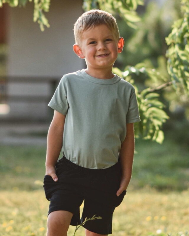 Bavlněné dětské tričko, krátký rukáv, olivové 