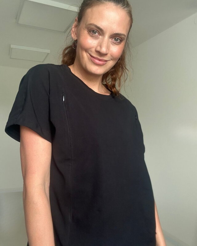 Tričko na dojčenie so zipsom Kira, oversized – čierne S/M